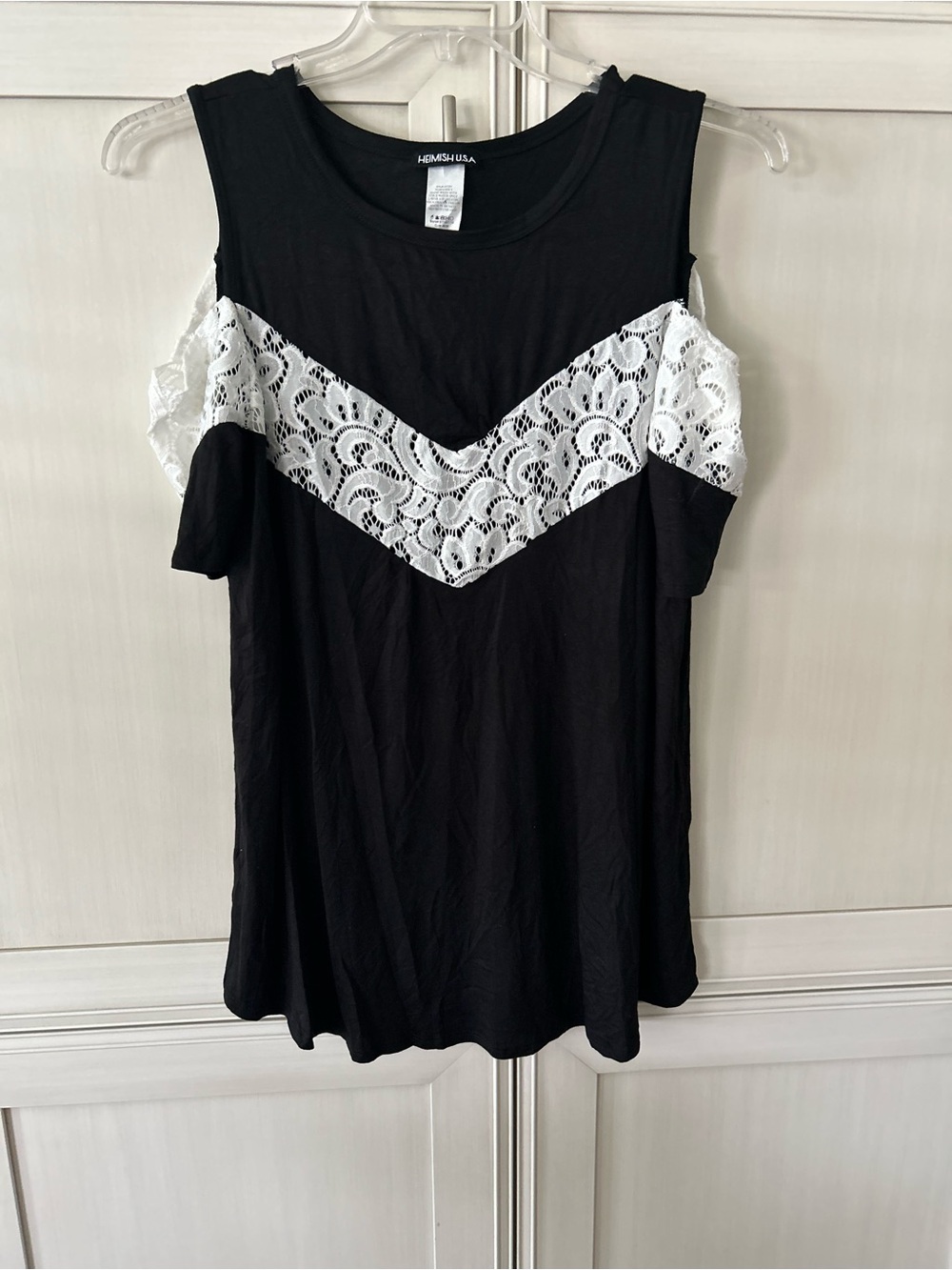 HEIMISH USA Black Cold-Shoulder Top with White Lace Chevron